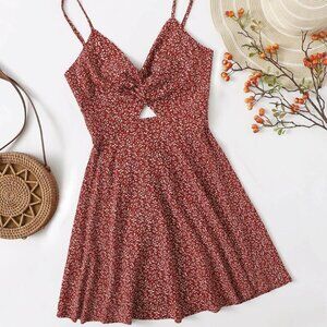 Zaful Back Bowknot Dress with Front Triangle Cutout